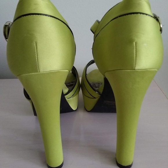Platform Heels - Picture 3 of 6